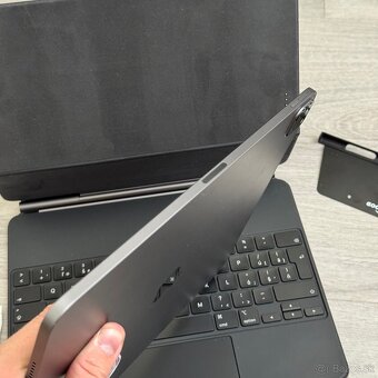 iPad Pro 12.9” M1 (5.gen) + Magic Keyboard + Apple Pencil 2 - 9