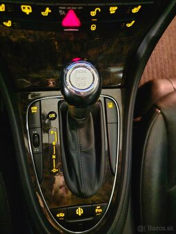 Mercedes Benz CLS 500 - 9