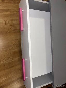 Pisaci stolik 2x, komoda a postel - 9