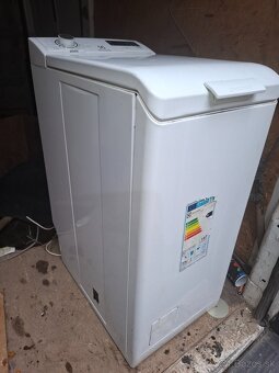 Rozpredam na nahradne diely pracka elektrolux 6 - 9