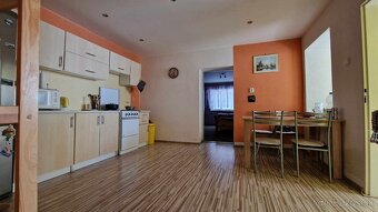 TOP CENA - rodinný dom Tek. Lužany - 9