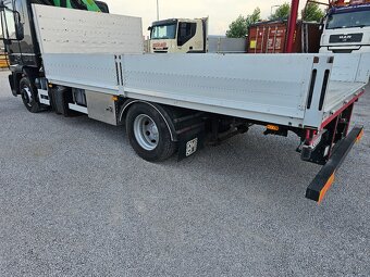 Iveco eurocarco 4x2 palfinger 8501 - 9