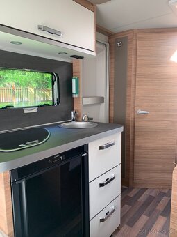 Karavan Weinsberg CaraOne 390 QD 15.200.€ bez DPH - 9