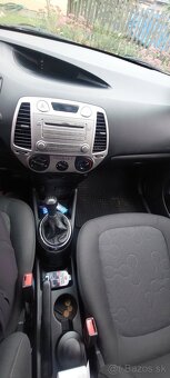 Predám Hyundai i20 1,2 rok výroby 2011 - 9