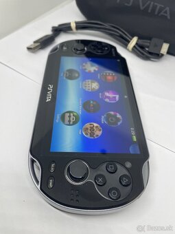 PS Vita Wi-Fi (PCH-1004) OLED - 9