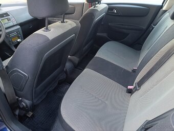 Citroen C4 1.6 benzín 16v 2006 M5 80kw (110koní) - 9
