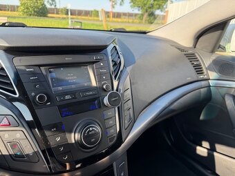 HYUNDAI i40 COMBI 1.7 CRDi - 9
