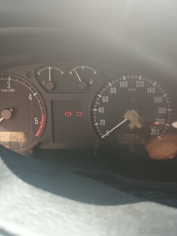 Octavia 1 1.9 tdi 81 kw AHF - 9