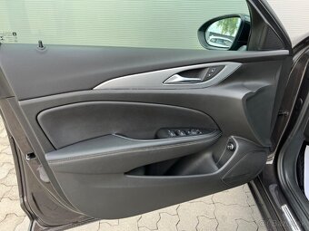 Opel Insignia ST 2.0 CDTi S S Ultimate 4x4 A/T - 9