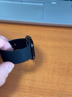 Apple Watch 10 42mm JET BLACK - rok záruka, len odskúšané - 9