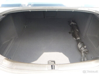 AUDI A6 2,4i 117036 KM - 9