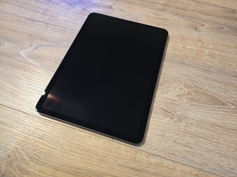 Apple iPad Air 4 64GB - 9