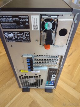 Dell Poweredge T330 - Server - 9
