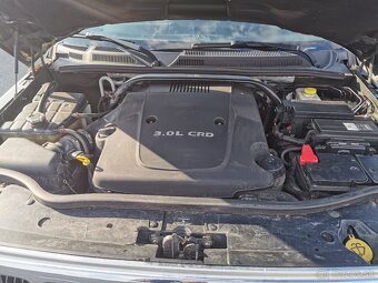 Jeep commander 3.0, 160kW - 9