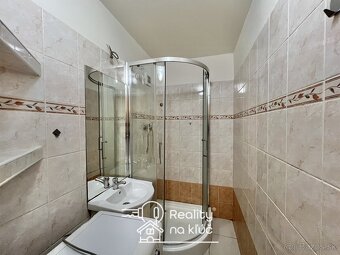 Na prenájom zariadený 1-izbový byt s balkónom na Vajanského - 9