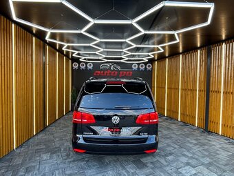 Volkswagen Touran 2.0 TDI MATCH - 9
