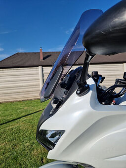 CBF1000F - 9
