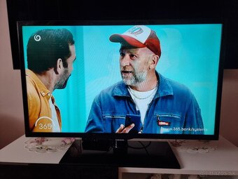 Predám LED TV SAMSUNG UE32F4000AW HD ready - 9