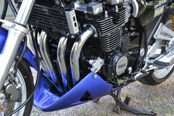 YAMAHA XJR 1200SP CHRISTIAN SARRON REPLIKA - 9