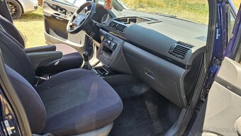 Volkswagen Sharan 1.9 Tdi 85kW 7 miestne - 9
