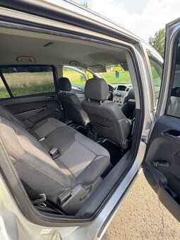 Opel zafira sport 1.9 tdci 2008 - 9