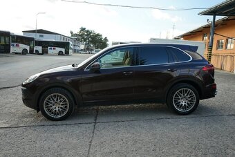 Porsche Cayenne - 9