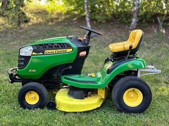 John Deere X125 traktorkosačka - 9