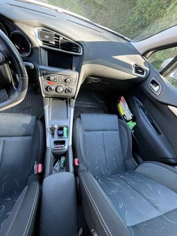 Citroën C4 - 9
