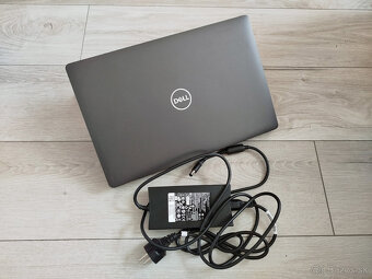 workstation Dell 3541 - Xeon 6-core, 32GB RAM, SSD, Quadro - 9