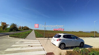 Exkluzívný stavebný pozemok 630 m², Čermany okres Topoľčany - 9