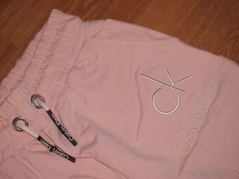 Calvin Klein dámska teplaková súprava - 9