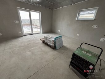 Rodinný dom v Radovke Veľké Ripňany 3 / VYPLATENA ZALOHA - 9