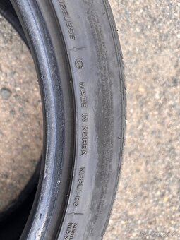 Nexen 225/40 R18 - 9
