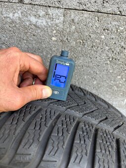 Zimna sada 275/45/R20 BMW X5 X6 X7 M packet - 9