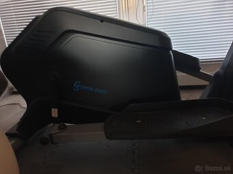 elipticky trenazer - 9