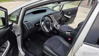 Toyota PRIUS 3 Hybrid Executive 11/2012 - 9