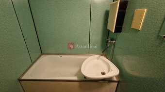 AstonReal: ponúka na predaj 2-izbový byt 48,89m2 - Poprad, P - 9