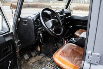 Land Rover Defender 110 SW, 90kW, (2007) - 9