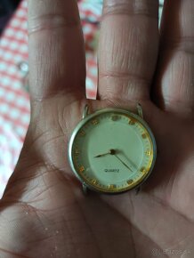 predam starozitne  hodinky - 9