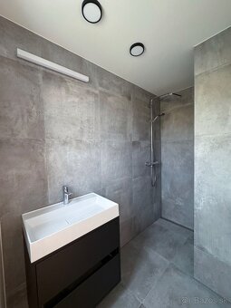 PREDAJ Slnečný 3i byt s garážou+záhradou v širšom centre LM - 9