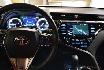 Predám: TOYOTU Camry, hybrid, 2,5, Execut. 131 kW, AT + VIP - 9