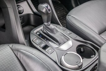 Hyundai Santa Fe 2.2 CRDi VGT 4x4 Premium A/T, 4/2015 - 9