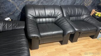 Predam koženú sedačku a 2 kresla - 9