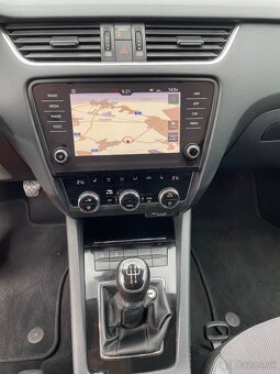 Škoda Octavia Combi 3, 10/2019, SVK, 222tis, 1.6Tdi 85kW - 9
