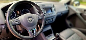 VW Tiguan 2.0 TDI 4Motion - 9