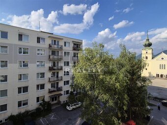 2 izbový byt na prenájom - 62 m2, sídlisko STRED, Pov.... - 9