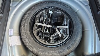 Škoda Superb Combi 2.0 TDI CR Elegance LED NAVI - 9