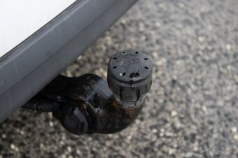 Audi Q5 2.0 TDI 110kW - manuál - 9