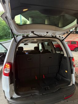 Ford Galaxy AT - 9