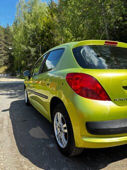 PEUGEOT 207 - 9